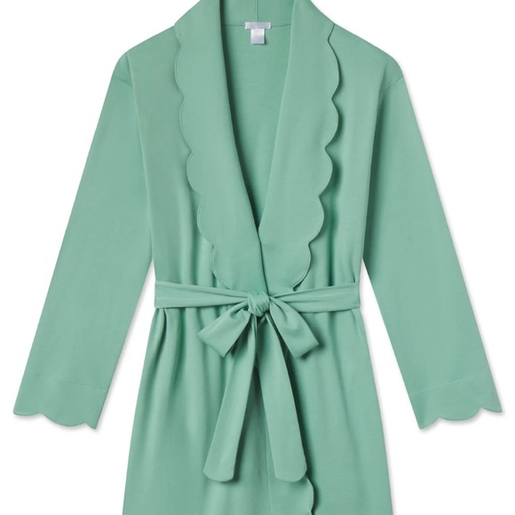 Pima Scallop Robe - Picture 5 of 7